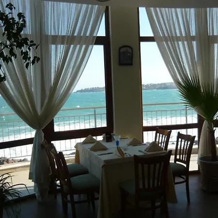 Anaxemander Holiday Village Vilă